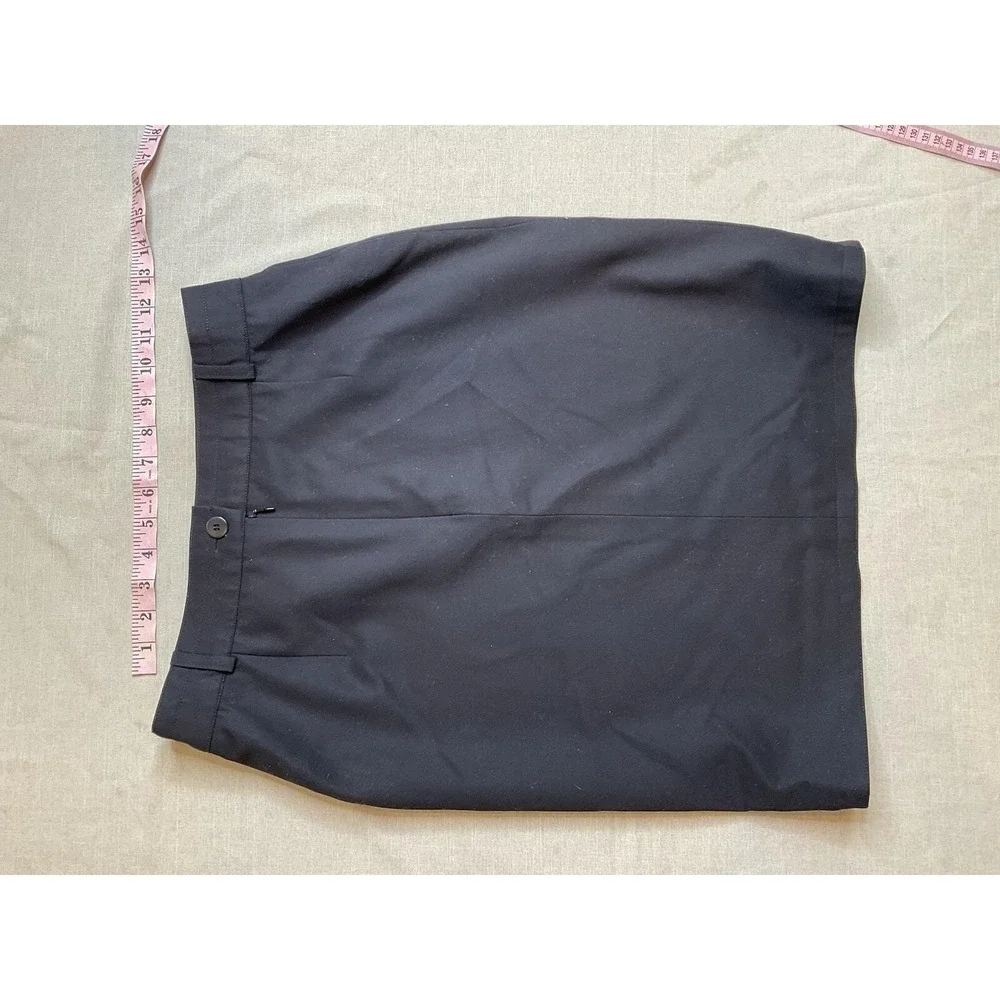 Escada Tulip Skirt Black Lightweight‎ Wool Vintage Made In Italy Size 40 Small